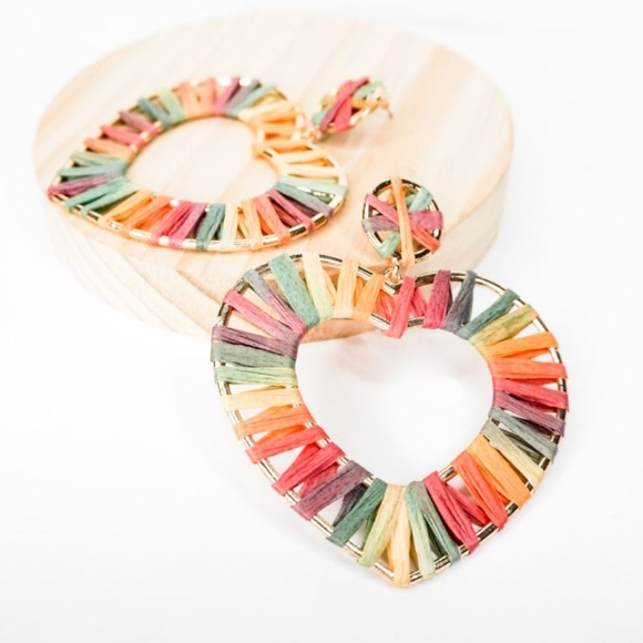 Rainbow Raffia Heart Dangle Earrings - Picture 2 of 6